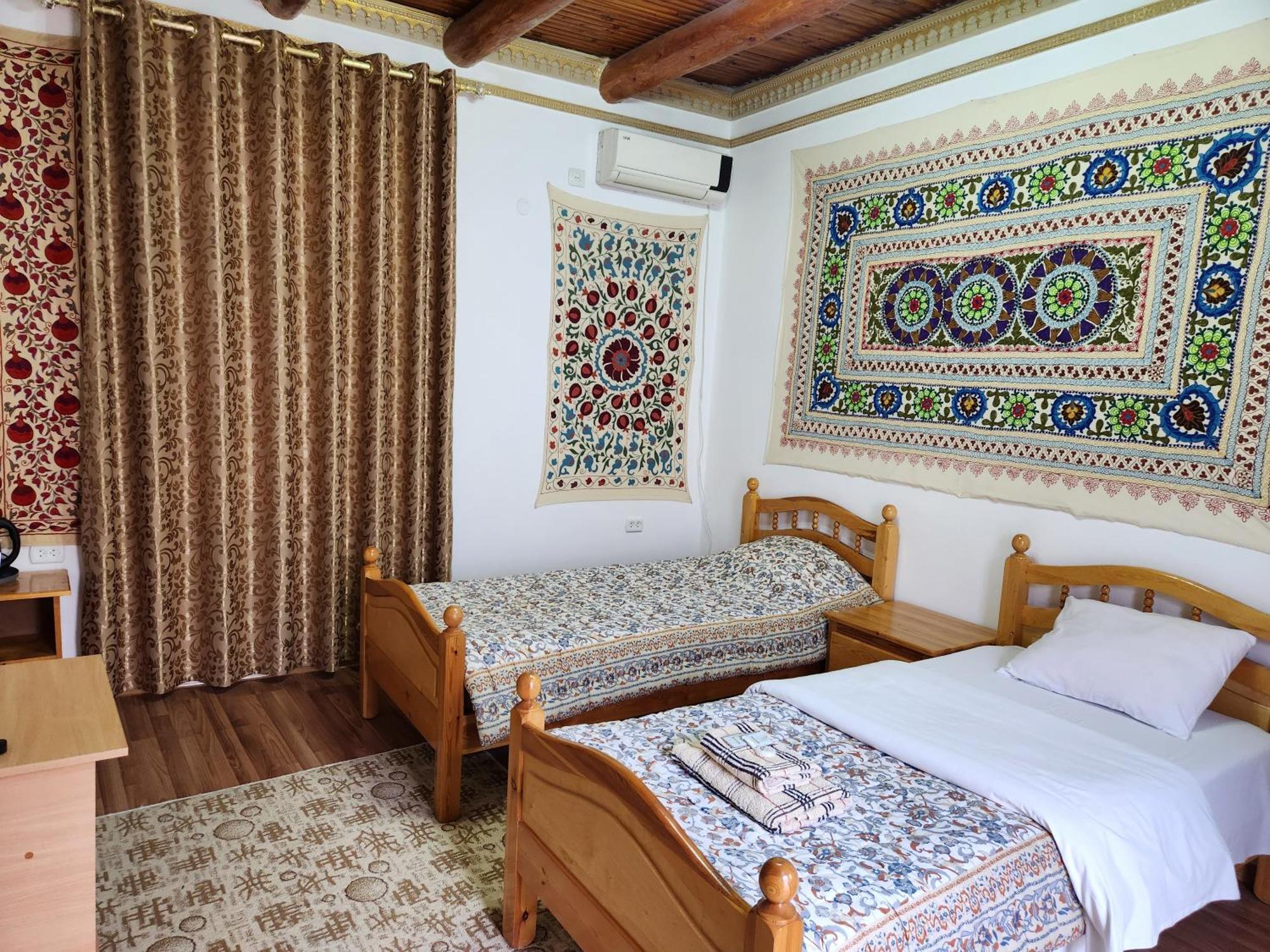 Samani Bukhara Bed & Breakfast ภายนอก รูปภาพ