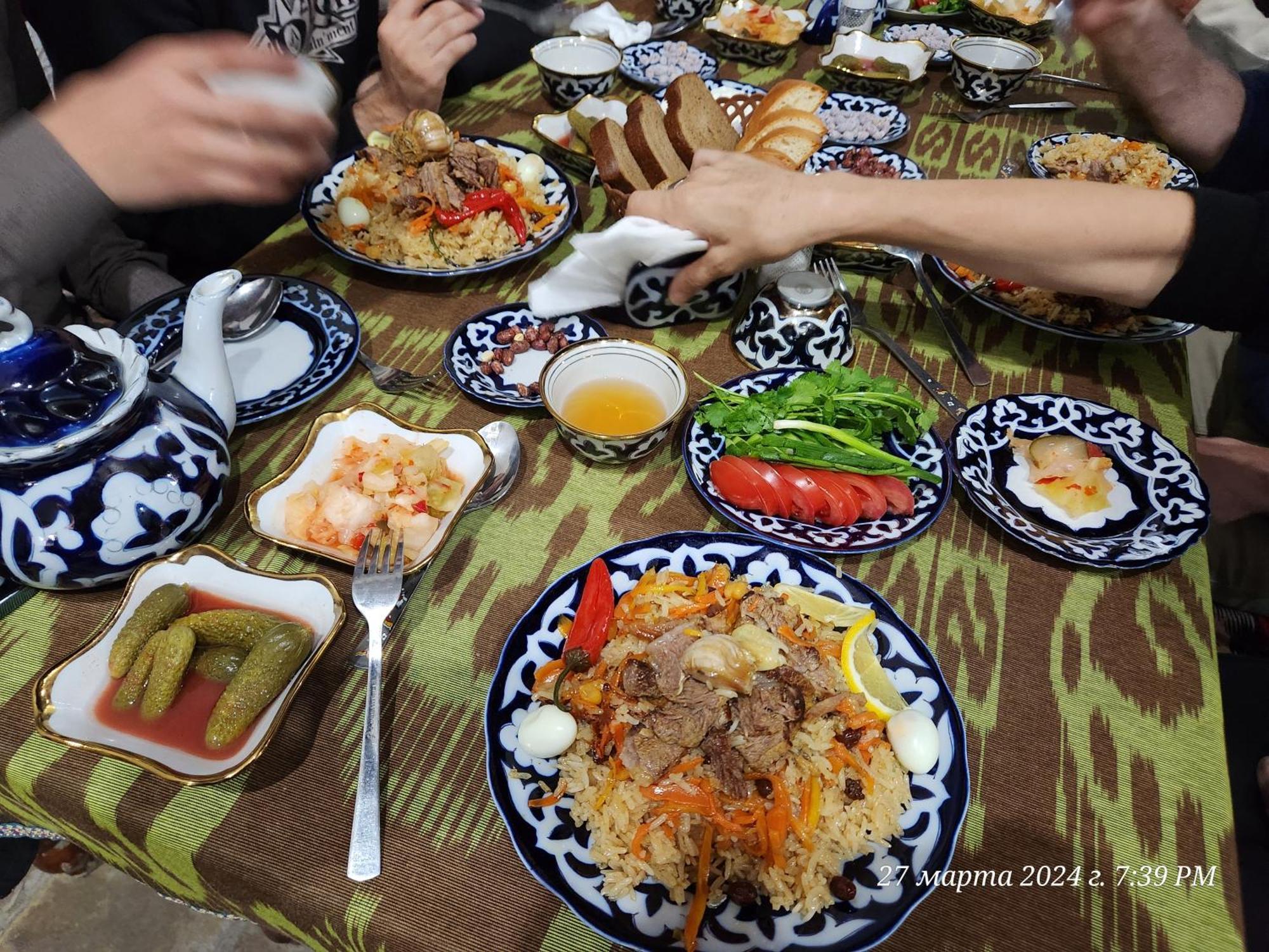Samani Bukhara Bed & Breakfast ภายนอก รูปภาพ